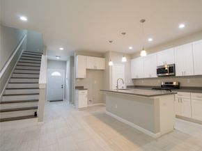 324 Gans Street B, Houston TX 77029