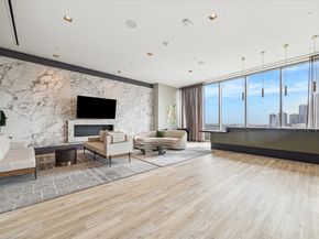 1711 Allen Parkway 1706, Houston TX 77019