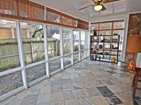 1216 S Shepherd Drive, Houston TX 77019