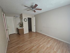 2750 Holly Hall Street 712, Houston TX 77054