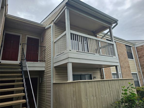 2750 Holly Hall Street 712, Houston TX 77054