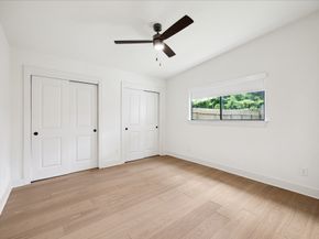 10159 Brinwood Drive, Houston TX 77043