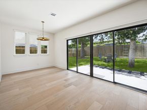 10159 Brinwood Drive, Houston TX 77043