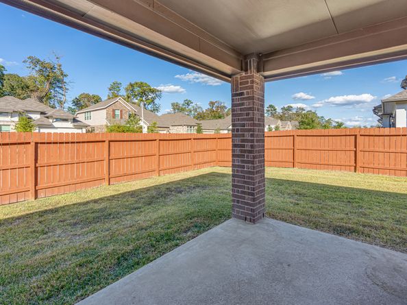 2926 Grand Hawthorne Road, Conroe TX 77385