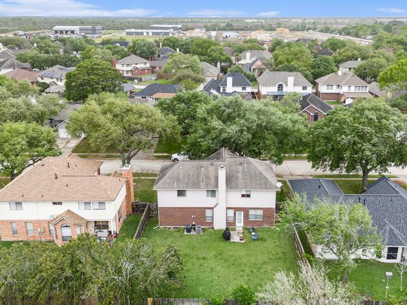 16118 Blue Mesa Ridge Drive, Friendswood TX 77546