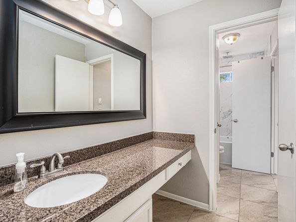 16118 Blue Mesa Ridge Drive, Friendswood TX 77546