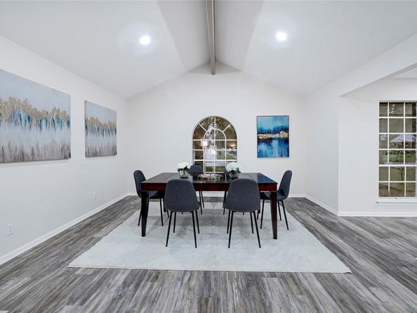 5702 Indigo Street, Houston TX 77096