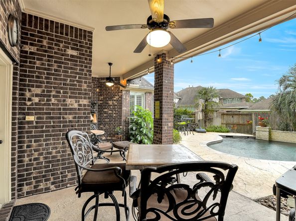 28330 Lauren Cove Lane, Spring TX 77386