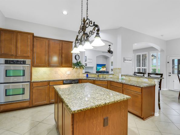 28330 Lauren Cove Lane, Spring TX 77386