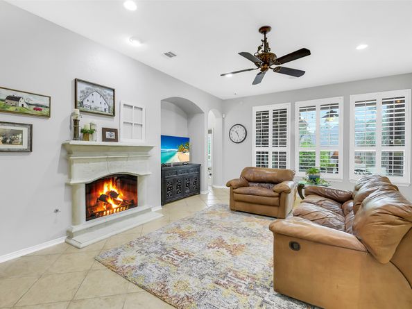 28330 Lauren Cove Lane, Spring TX 77386
