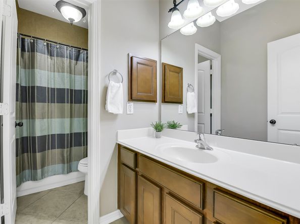 28330 Lauren Cove Lane, Spring TX 77386