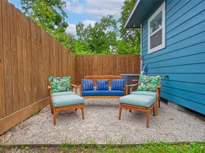 2714 Gano Street, Houston TX 77009