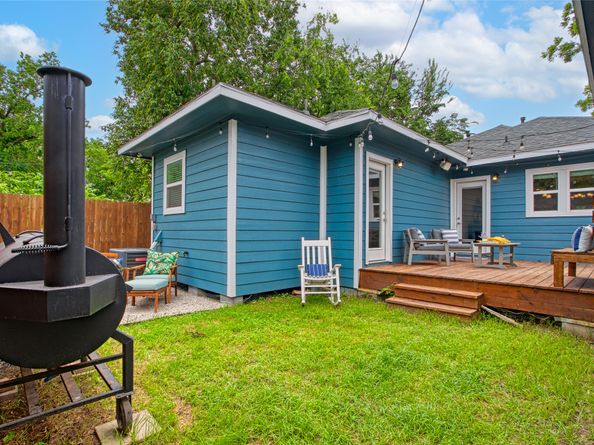 2714 Gano Street, Houston TX 77009