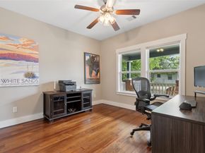 2714 Gano Street, Houston TX 77009