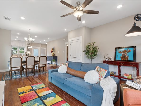 2714 Gano Street, Houston TX 77009