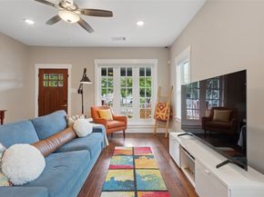 2714 Gano Street, Houston TX 77009