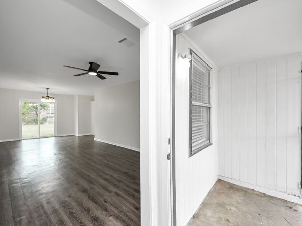 9611 Bertwood Street, Houston TX 77016