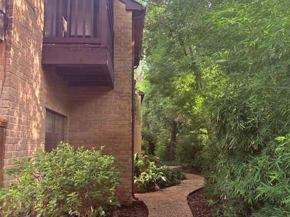 11711 Memorial Drive 585, Houston TX 77024