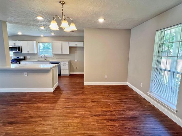 415 Sevenhampton Lane, Houston TX 77015