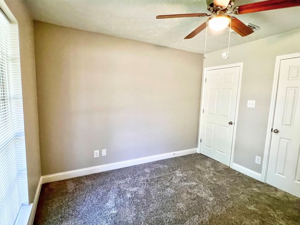 415 Sevenhampton Lane, Houston TX 77015