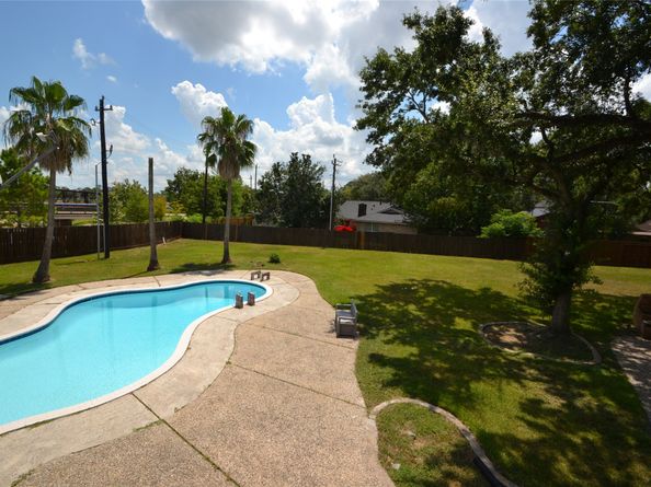 6918 BENT BRANCH Drive, Houston TX 77088