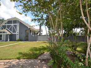 6918 BENT BRANCH Drive, Houston TX 77088