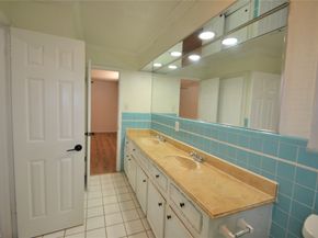 6918 BENT BRANCH Drive, Houston TX 77088