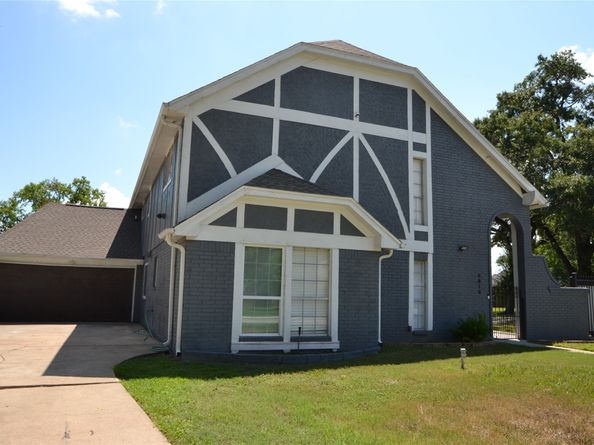 6918 BENT BRANCH Drive, Houston TX 77088