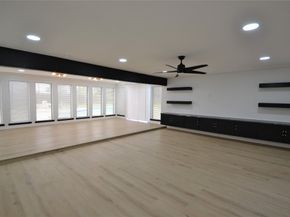 6918 BENT BRANCH Drive, Houston TX 77088