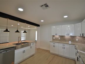 6918 BENT BRANCH Drive, Houston TX 77088