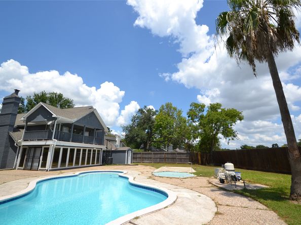 6918 BENT BRANCH Drive, Houston TX 77088