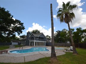 6918 BENT BRANCH Drive, Houston TX 77088