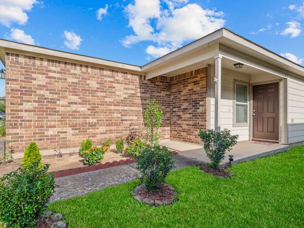 6806 Brimridge Lane, Houston TX 77048