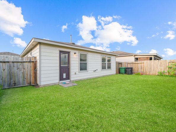 6806 Brimridge Lane, Houston TX 77048