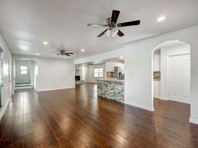 5911 W West Bellfort Avenue, Houston TX 77035