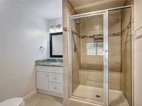 5911 W West Bellfort Avenue, Houston TX 77035