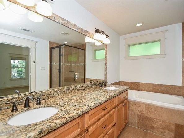 1013 W 16th Street, Houston TX 77008