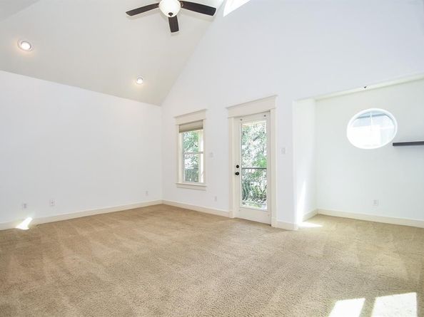 1013 W 16th Street, Houston TX 77008