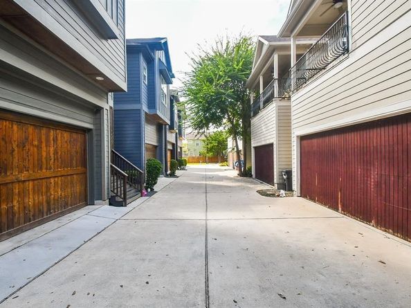 1013 W 16th Street, Houston TX 77008