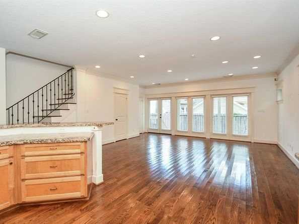 1013 W 16th Street, Houston TX 77008
