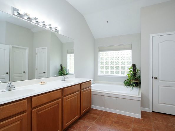 2514 Bridgestone Park Lane, Spring TX 77386