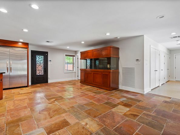 3322 N Braeswood Boulevard, Houston TX 77025