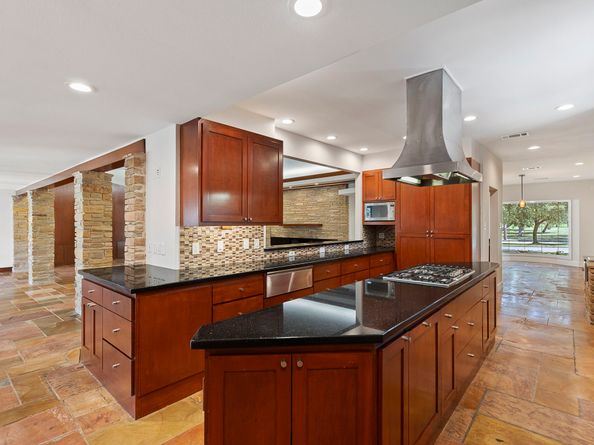 3322 N Braeswood Boulevard, Houston TX 77025