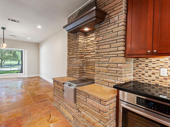3322 N Braeswood Boulevard, Houston TX 77025