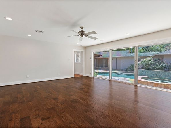 3322 N Braeswood Boulevard, Houston TX 77025