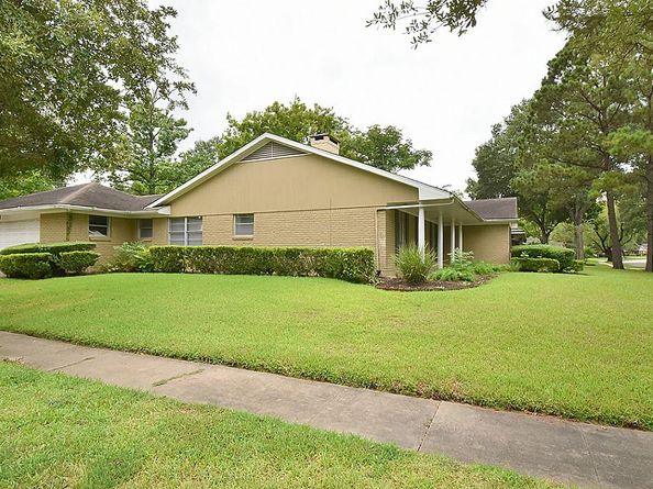 5103 Briarbend Drive, Houston TX 77035