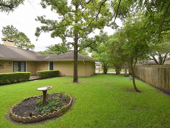 5103 Briarbend Drive, Houston TX 77035