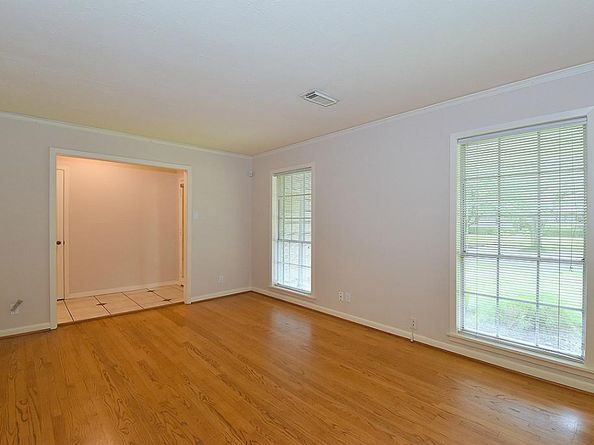 5103 Briarbend Drive, Houston TX 77035