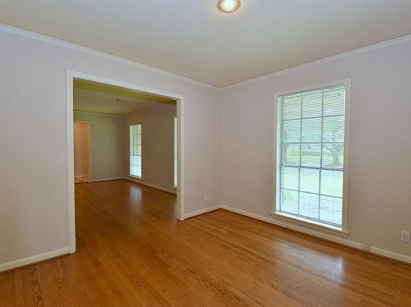 5103 Briarbend Drive, Houston TX 77035