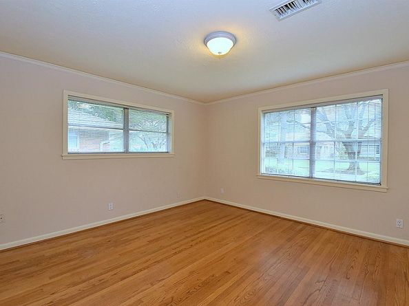 5103 Briarbend Drive, Houston TX 77035